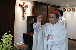 서울 국립경찰병원, 성라파엘성당·원목실 축복